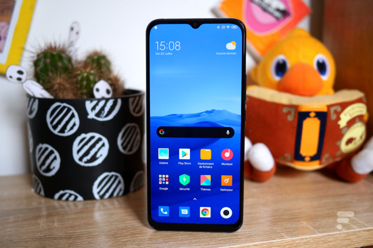 Le Xiaomi Mi 10 Lite fait partie des heureux élus // Source : Frandroid Le Xiaomi Mi 10 Lite fait partie des heureux élus // Source : Frandroid