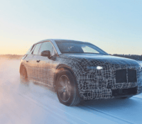 Le BMW iNext en tenue de camouflage // Source : BMW