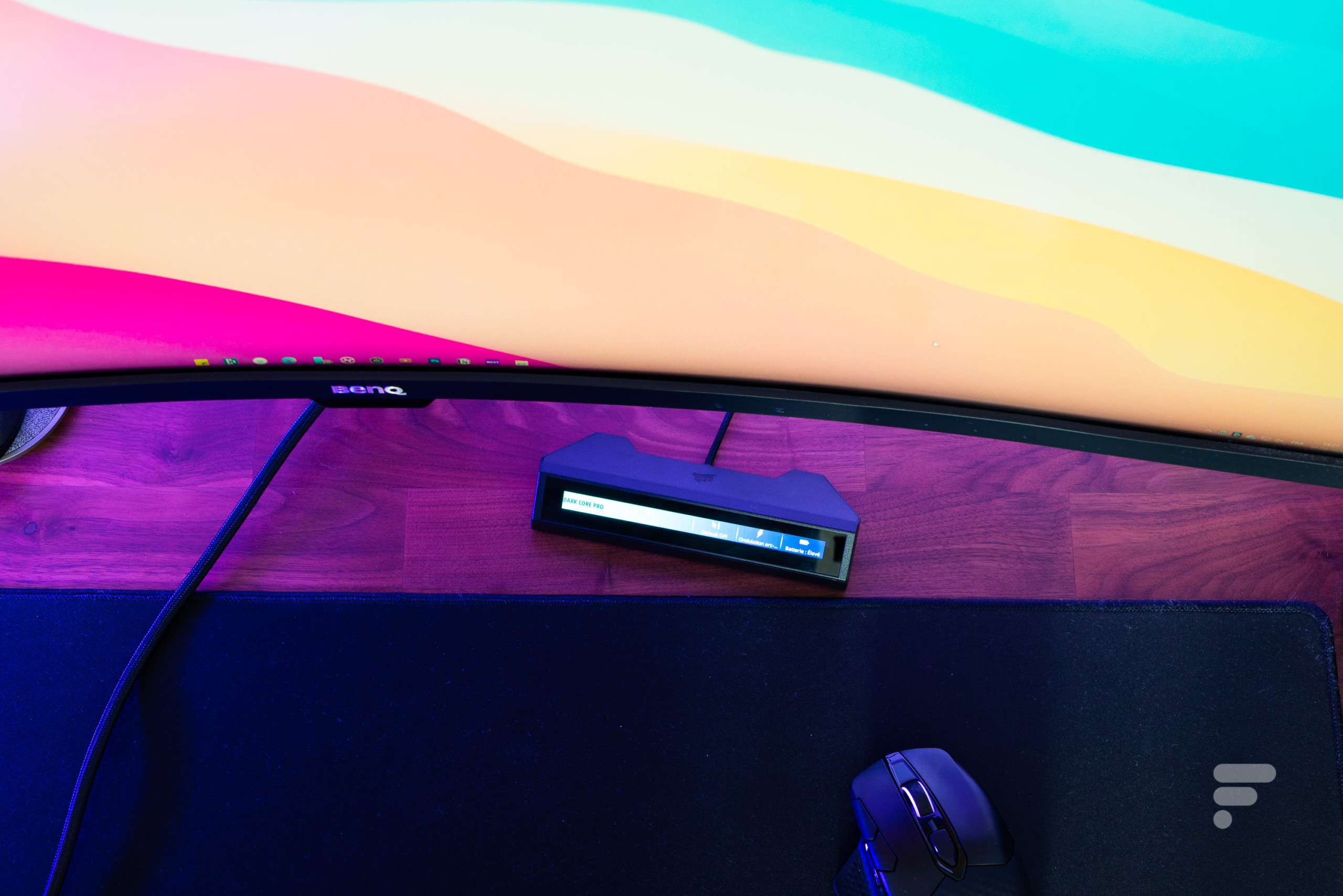 Corsair iCue Nexus et son socle
