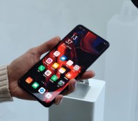 Le smartphone prototype d'Oppo avec caméra sous l'écran // Source : Oppo Le smartphone prototype d'Oppo avec caméra sous l'écran // Source : Oppo