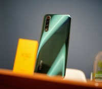 Le Realme X50 // Source : Frandroid Le Realme X50 // Source : Frandroid
