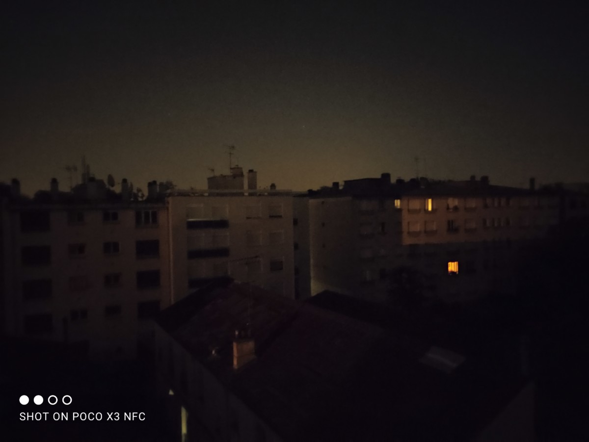 Avec mode nuit Avec mode nuit