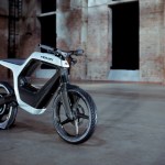 Cette moto électrique au design audacieux s&rsquo;allume avec un smartphone