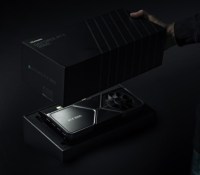 La GeForce RTX 3080 Founders Edition // Source : Frandroid