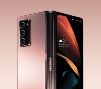 Le Samsung Galaxy Z Fold 2 déplié vu de dos // Source : Arnaud Gelineau - Frandroid