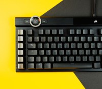 Le K100 est un clavier très complet // Source : Edouard Patout pour Frandroid Le K100 est un clavier très complet // Source : Edouard Patout pour Frandroid
