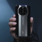 Huawei Porsche Design RS : un Mate 40 Pro+ en version GT, toujours aussi cher et excessif Huawei Porsche Design RS : un Mate 40 Pro+ en version GT, toujours aussi cher et excessif