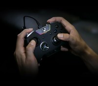 Lancée initialement pour Xbox One, la manette Razer Wolverine Ultimate compte parmi les accessoires de la marque compatibles avec les Xbox Series X et S // Source : Razer