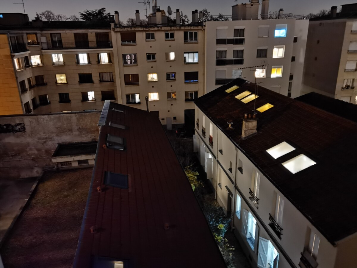 Avec mode nuit Avec mode nuit