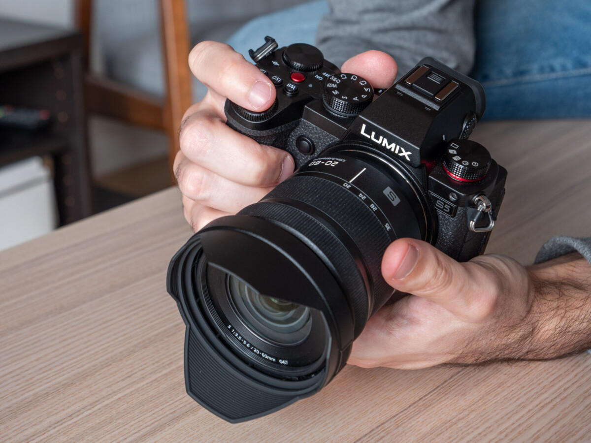 Panasonic Lumix S5 01 Panasonic Lumix S5 01