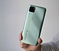 L'arrière du Realme C11 // Source : Frandroid