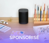 Sonos soigne toujours le design de ses produits. La Sonos One ne jure pas dans un salon ou dans une pièce de travail.