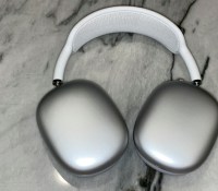 AirPods Max // Source : TechCrunch