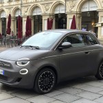 Rien ne va plus pour la Fiat 500 électrique : la marque prend deux décisions lourdes de sens Rien ne va plus pour la Fiat 500 électrique : la marque prend deux décisions lourdes de sens