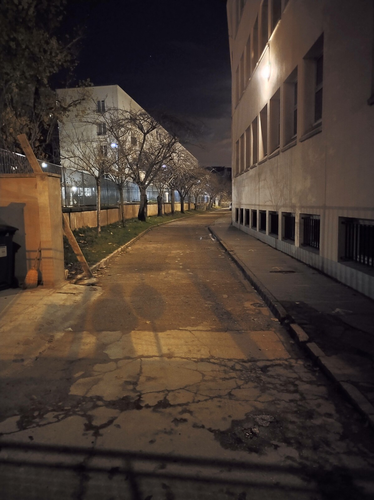 Avec mode nuit Avec mode nuit