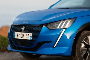 La Peugeot e-208 // Source : Peugeot France