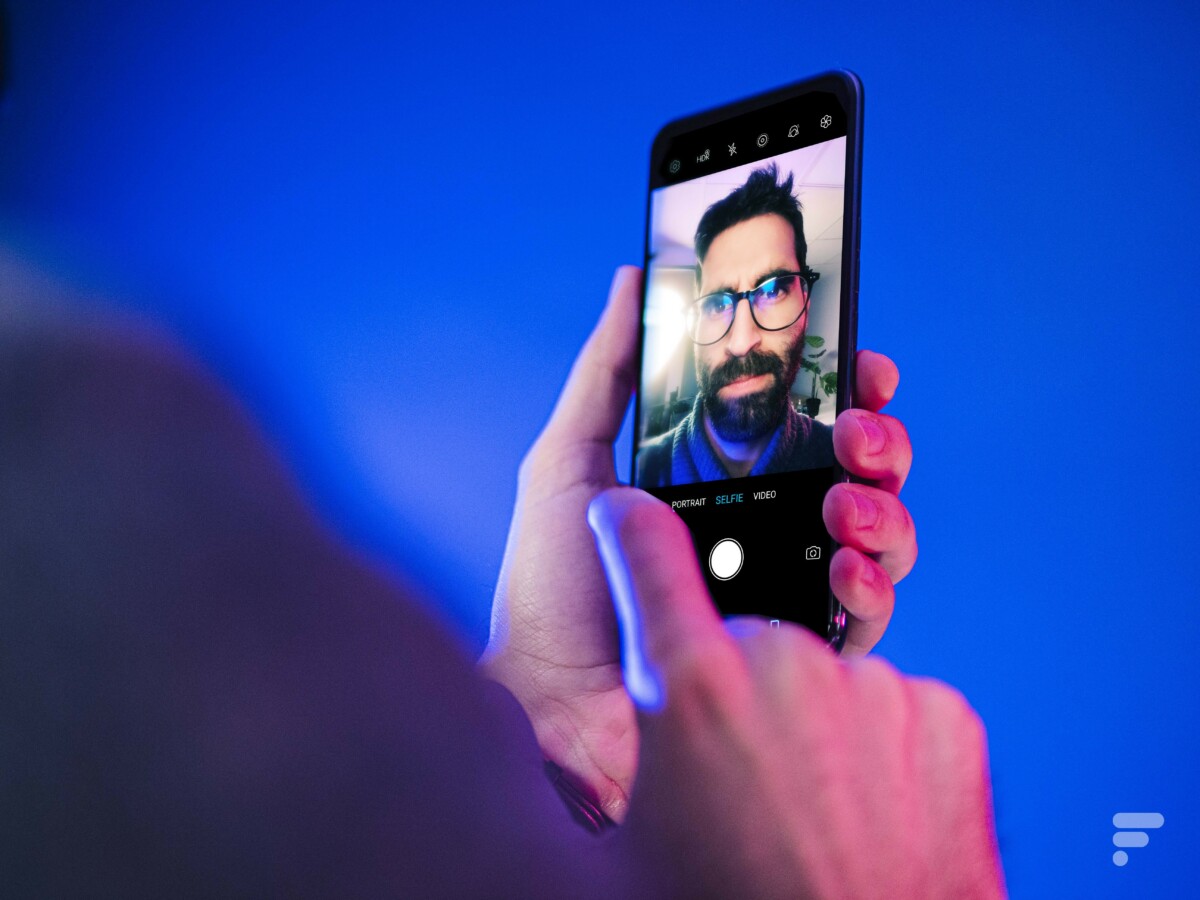 Un selfie avec le ZTE Axon 20 5G // Source : Arnaud Gelineau - Frandroid Un selfie avec le ZTE Axon 20 5G // Source : Arnaud Gelineau - Frandroid