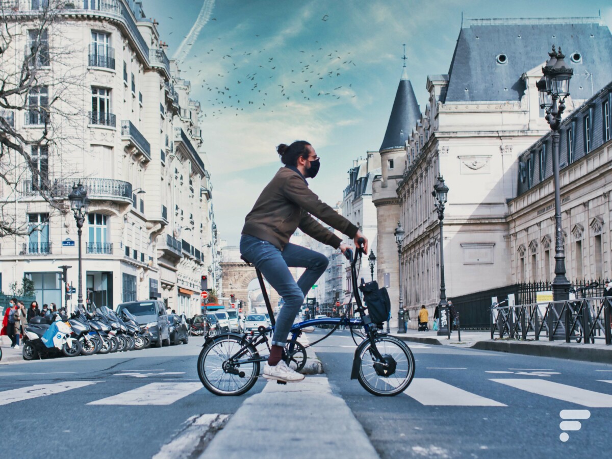Test du Brompton Electric, c'est parti ! // Source : Arnaud Gelineau pour Frandroid Test du Brompton Electric, c'est parti ! // Source : Arnaud Gelineau pour Frandroid