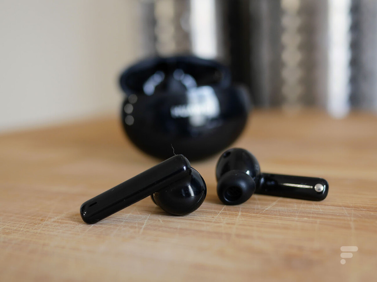 Les Huawei FreeBuds 4i // Source : Frandroid Les Huawei FreeBuds 4i // Source : Frandroid