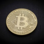 Vous pouvez désormais payer votre Tesla en bitcoin
