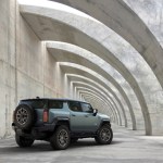 SUV Hummer EV officialisé : un mode crabe et plus de 800 chevaux dans les pattes SUV Hummer EV officialisé : un mode crabe et plus de 800 chevaux dans les pattes