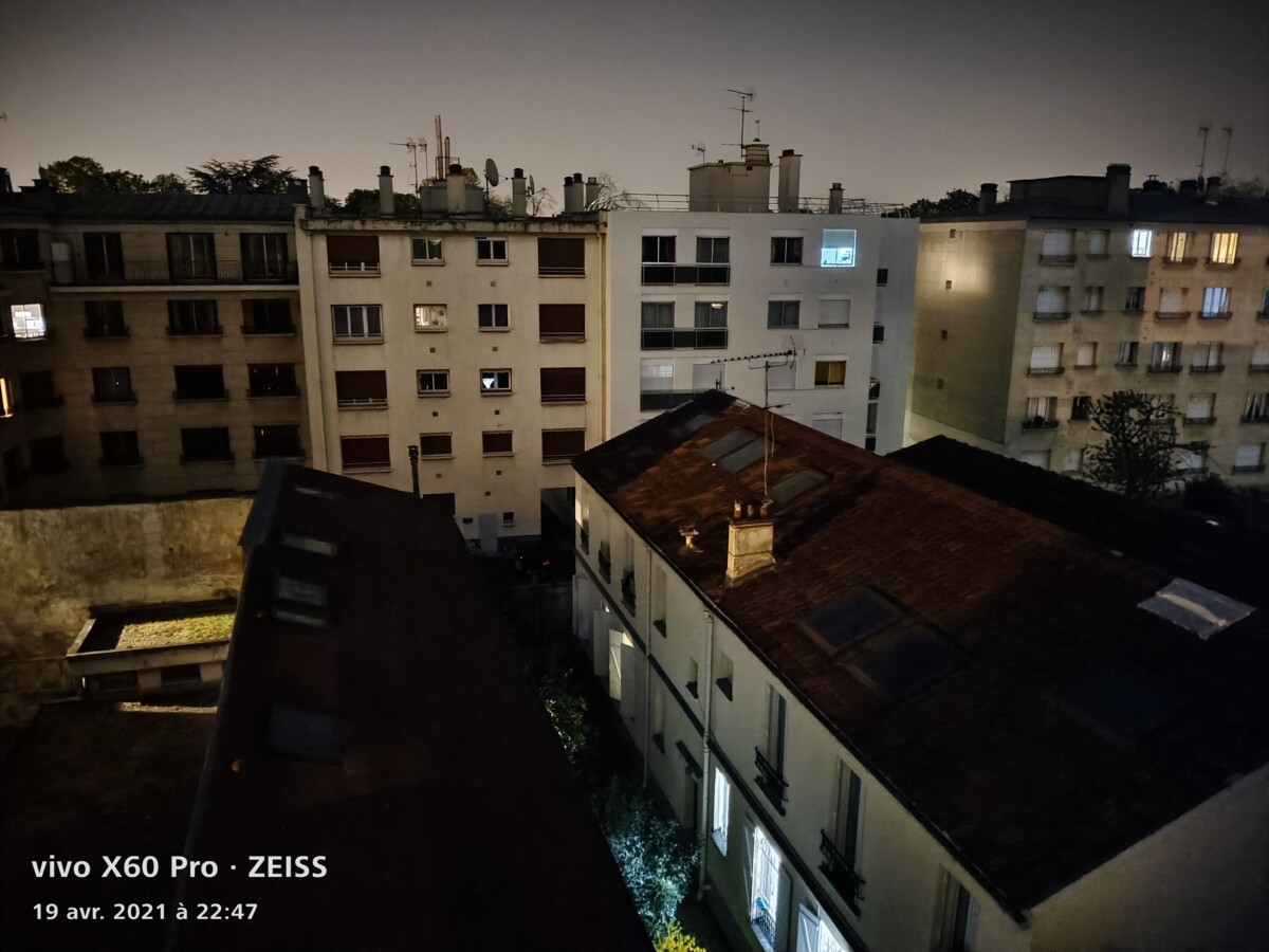 Sans mode nuit mais avec IA Sans mode nuit mais avec IA