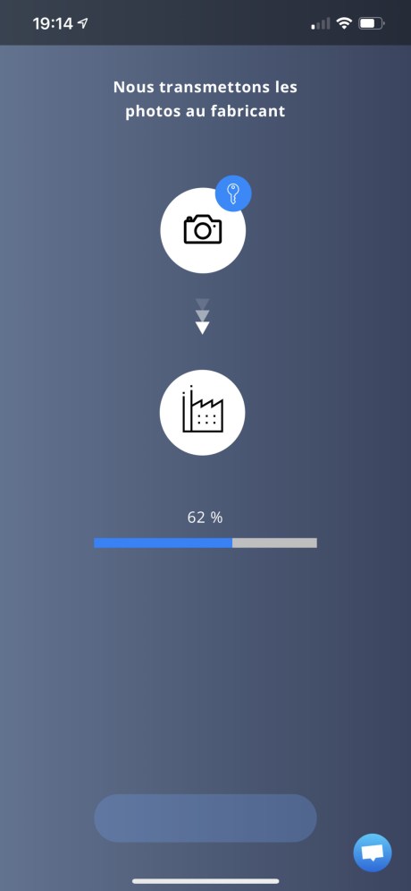 Une fois les photos prises, le tout est envoyé à l'usine pour devis // Source : FRANDROID