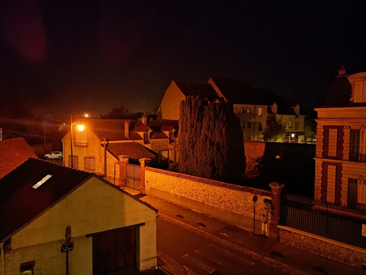 Avec mode nuit Avec mode nuit