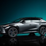 Toyota bZ4X Concept : ce SUV électrique gagnera en autonomie grâce à des panneaux solaires Toyota bZ4X Concept : ce SUV électrique gagnera en autonomie grâce à des panneaux solaires