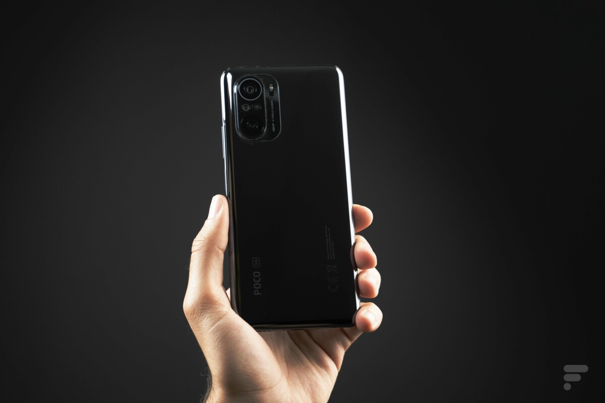 Le Xiaomi Poco F3 // Source : Anthony Wonner - Frandroid Le Xiaomi Poco F3 // Source : Anthony Wonner - Frandroid