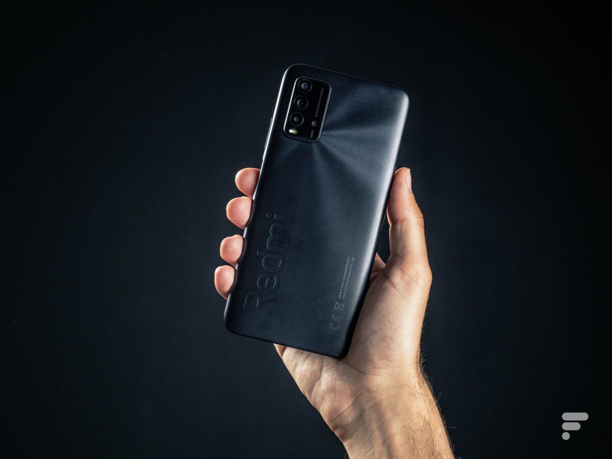 Dos du Xiaomi Redmi 9T // Source : Arnaud Gelineau - Frandroid Dos du Xiaomi Redmi 9T // Source : Arnaud Gelineau - Frandroid