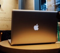 Vous pouvez prendre le contrôle sur vos données Apple // Source : Unsplash / Omar Prestwich