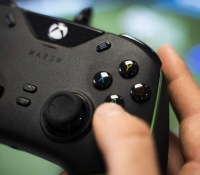 Manette Razer Wolverine V2 // Source : Arnaud Gelineau - Frandroid
