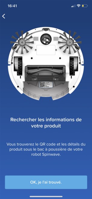 Le QR Code caché par le bac à poussière est essentiel pour valider l'installation // Source : Frandroid / Yazid Amer