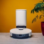 Petit et discret, le DEEBOT N8+ est parfait y compris pour les petits espaces. // Source : Frandroid