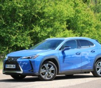 essai-lexus-ux-300e-11