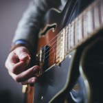 Comment brancher une guitare, un clavier ou un micro sur ordinateur ?