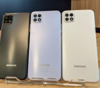 En France, le Samsung Galaxy A22 5G existe en noir et blanc // Source : Frandroid En France, le Samsung Galaxy A22 5G existe en noir et blanc // Source : Frandroid