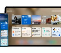 Un smartphone et une tablette sous HarmonyOS // Source : Huawei