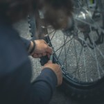 Comment entretenir son vélo électrique ? Notre guide pour les débutants Comment entretenir son vélo électrique ? Notre guide pour les débutants