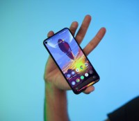 Le Google Pixel 5 a un petit format  // Source : Anthony Wonner - Frandroid