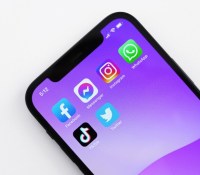 WhatsApp sur iPhone // Source : Jeremy Zero