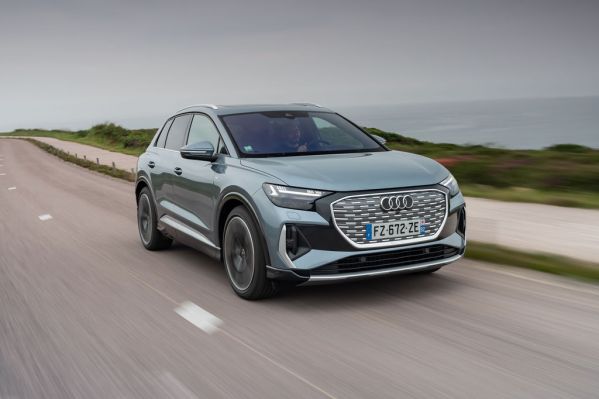 AudiQ4e-tron-232