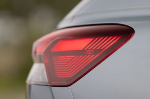 AudiQ4e-tron-262