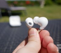 Les écouteurs OnePlus Buds Pro // Source : Frandroid