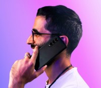 Un appel avec le Samsung Galaxy Z Fold 3 // Source : Anthony Wonner - Frandroid