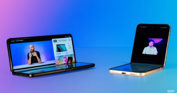 Le Flex Mode sur les Samsung Galaxy Z Fold 3 et Galaxy Z Flip 3 // Source : Anthony Wonner - Frandroid Le Flex Mode sur les Samsung Galaxy Z Fold 3 et Galaxy Z Flip 3 // Source : Anthony Wonner - Frandroid