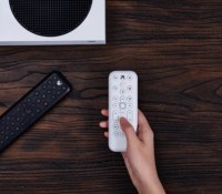 Microsoft n'en propose plus (dans l'immédiat), alors 8BitDo prend les devants avec deux manettes bien conçues // Source : 8BitDo
