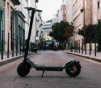 La trottinette Himo L2 // Source : Anthony Wonner - Frandroid La trottinette Himo L2 // Source : Anthony Wonner - Frandroid
