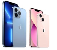 L'iPhone 13 Pro Max au cotés de l'iPhone 13 Pro

